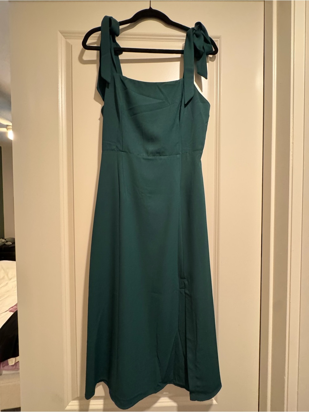 NWT Emerald Green Petal & Pup Laurel Midi Dress. US 6